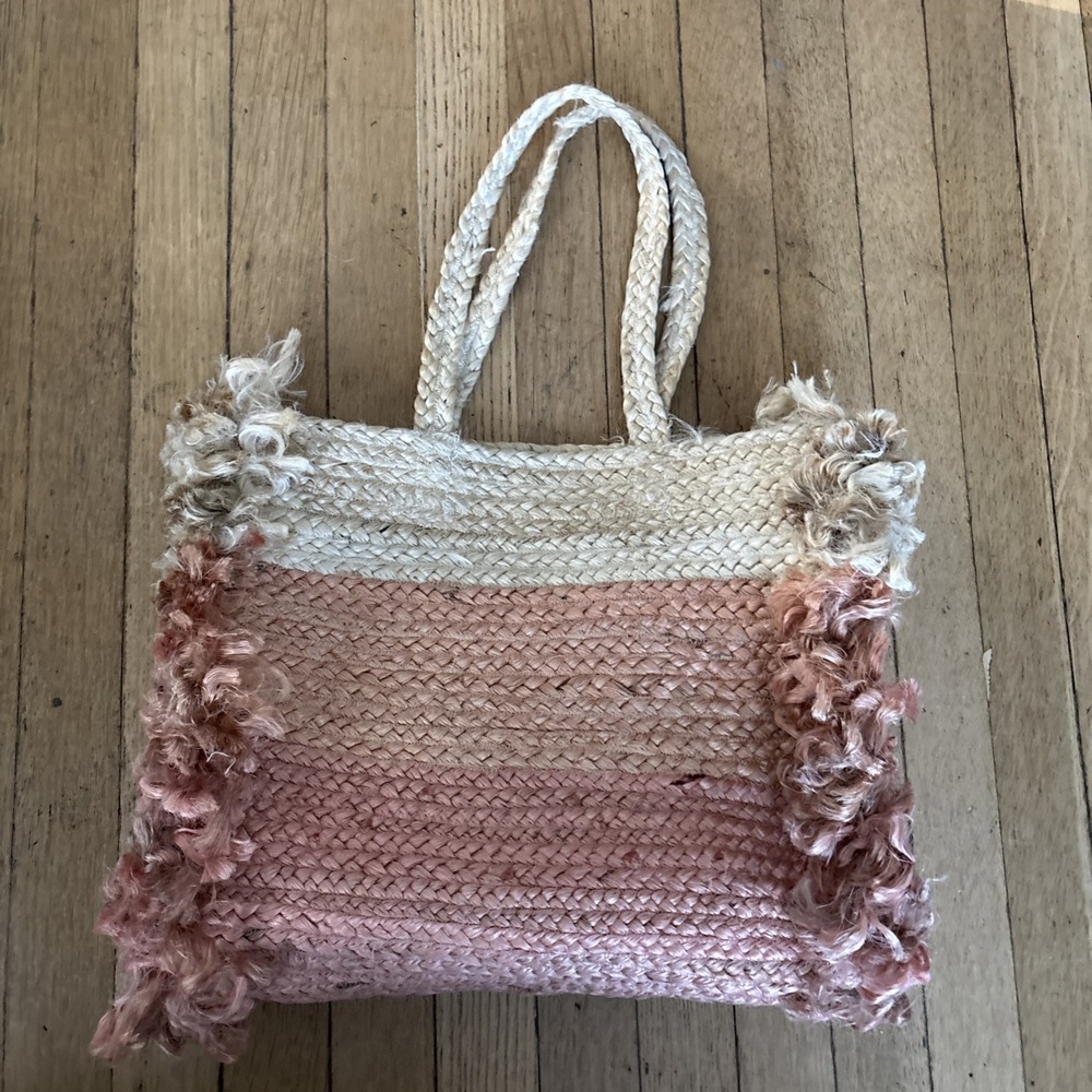 Shiraleah Chiara Ombré Jute Tote Bag Fringe Beach Cruise Pink Coral Peach